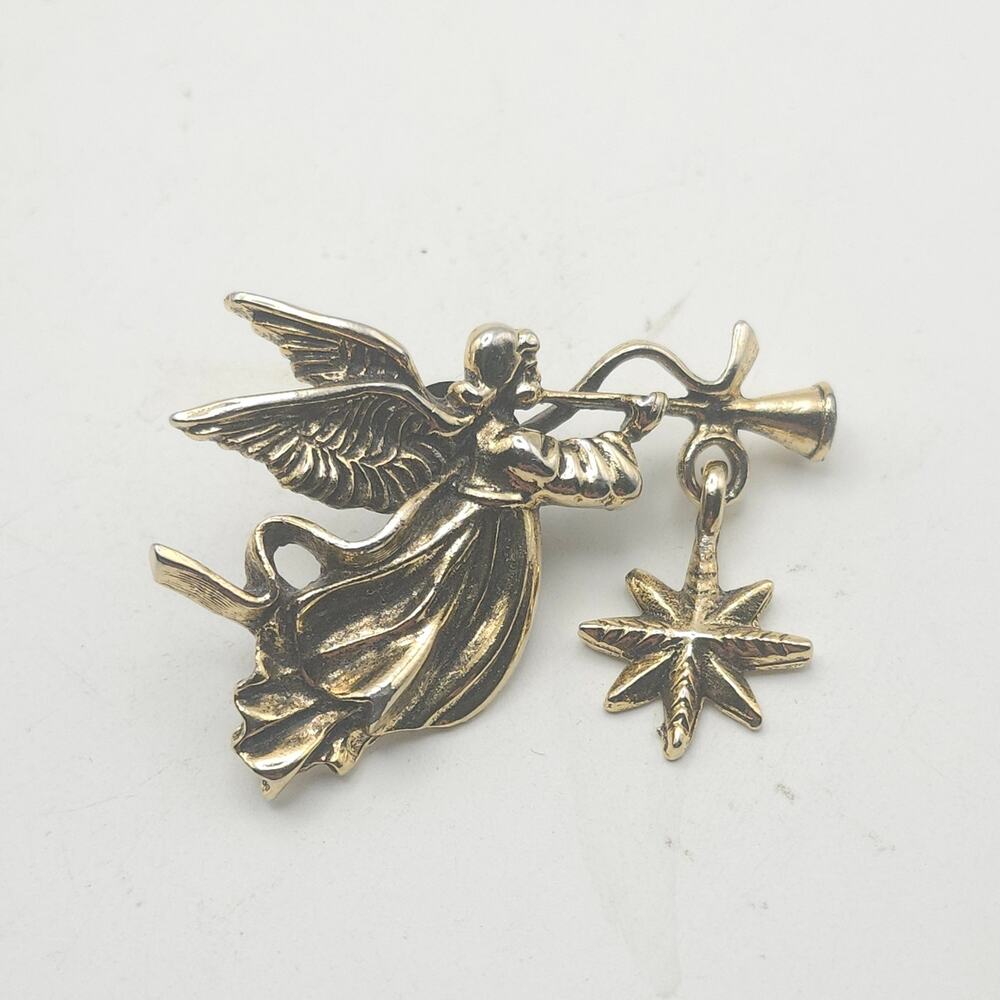 Gold Tone Angel Trumpet Lapel Pin Dangle Star Charm Christmas Nativity CANCO